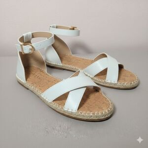 Journee Collection Lyddia Women 8 White Espadrille Flat Sandals Ankle Strap NWOB